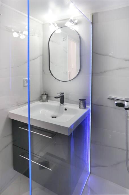 Luxury Apartment In Athens! Luaran gambar